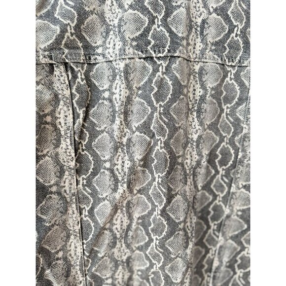 BLANKNYC Denim Trucker Jacket Snake Along Snakeskin Large - Picture 11 of 11